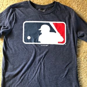 MLB T-shirt